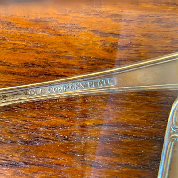 2 Vintage Silver Plate Teaspoons with Initial - Picture 5 of 8